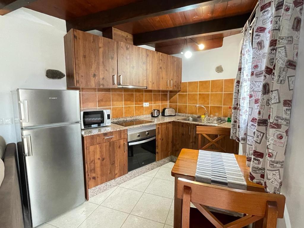 Sun, Relax & Lava, Free Wifi 600Mb, Bbq Villa Tinajo Ngoại thất bức ảnh